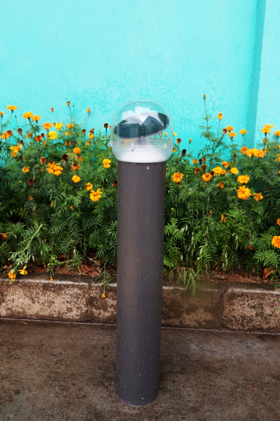 ABL-02 Solar LED bollard/pathway Light (42inch high) - Image 5