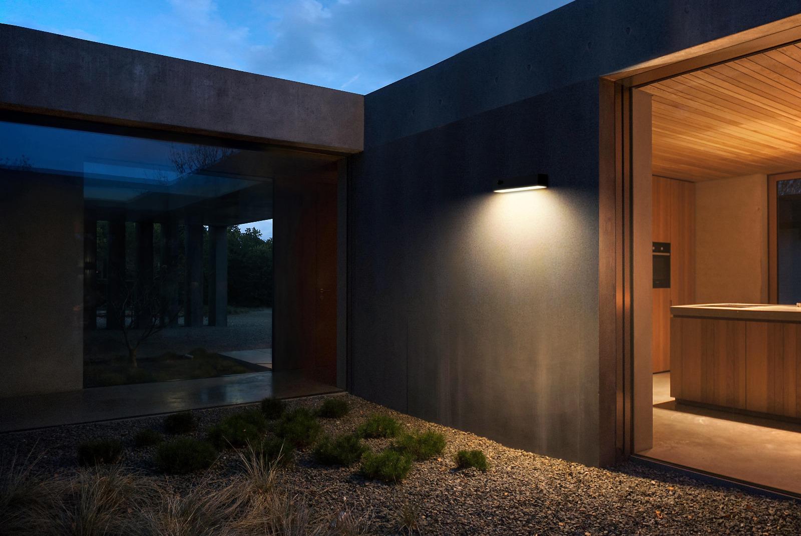 Solar Wall Light – 1000 Lumens - Image 12