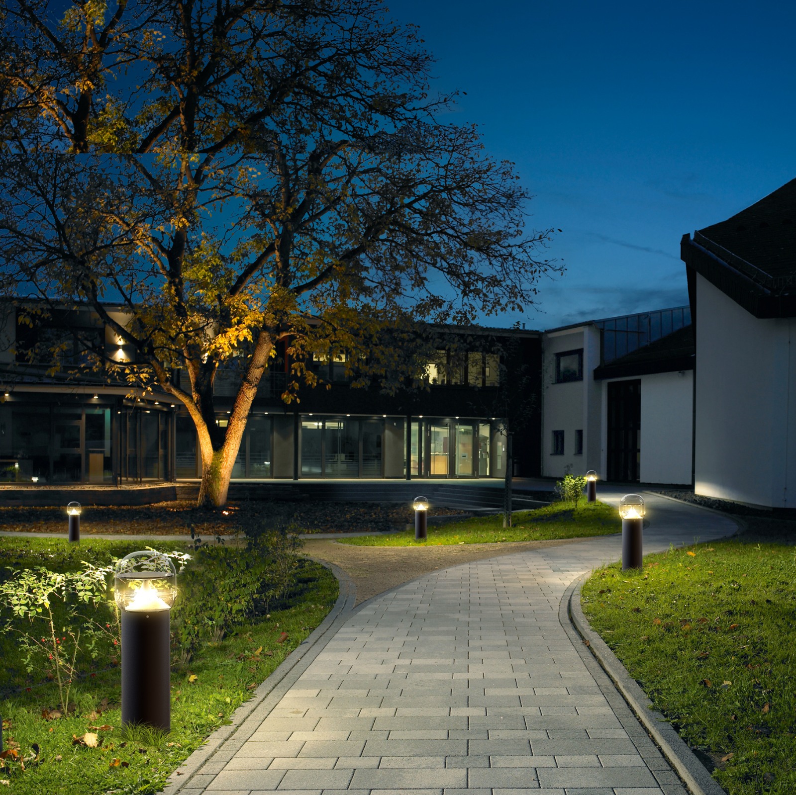 ALL-01 Solar LED gate/fence/pillar Light (13inch high) - Image 10