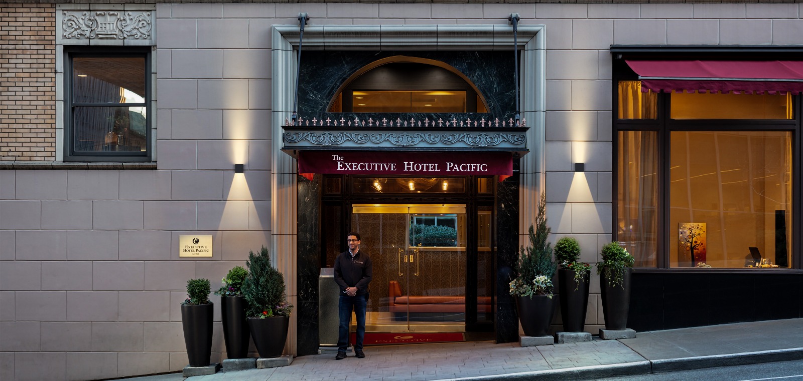 SWL-32 Double Ray Solar wall light - Image 25