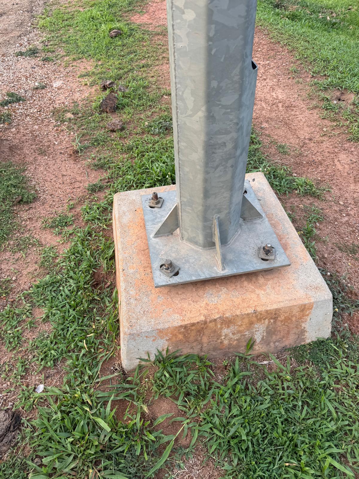 8M Street light pole - Image 2