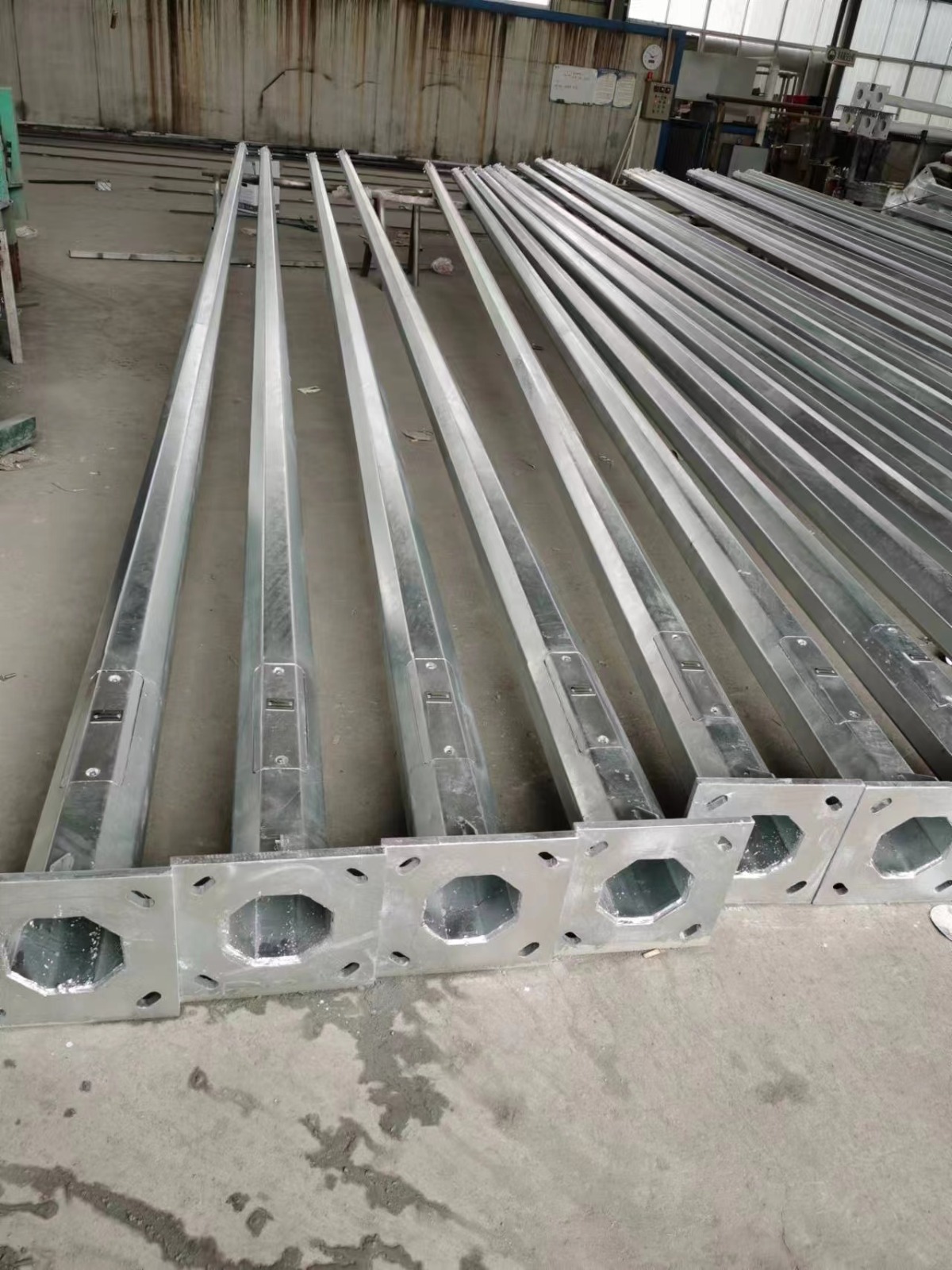 8M Street light pole - Image 5